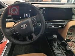 تۆیۆتا کامری